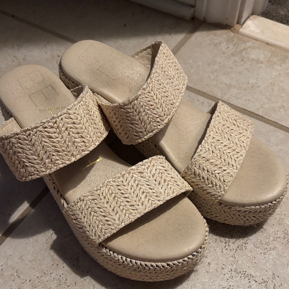 Elegant Beige Woven Sandals